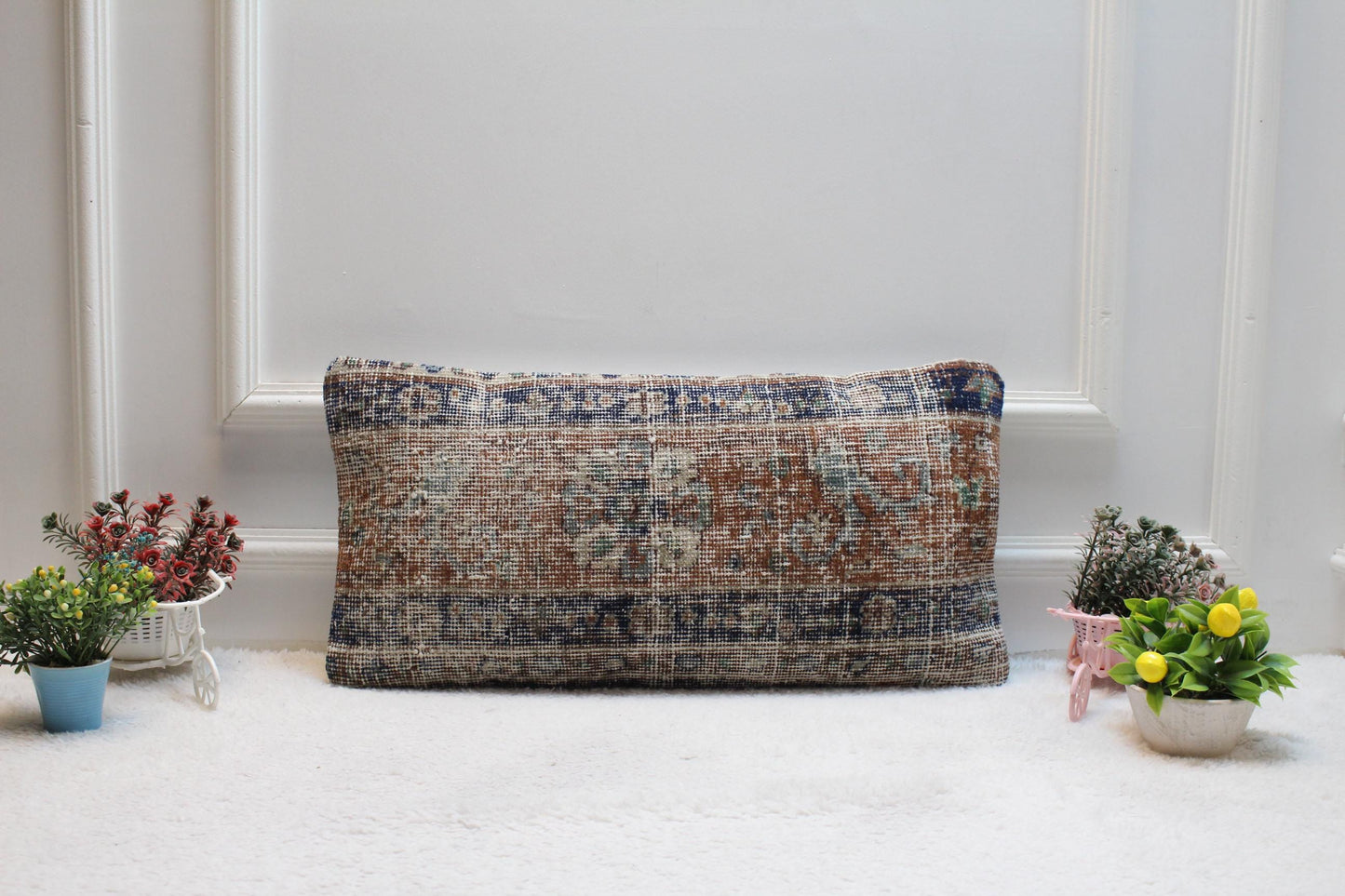 Blue Vintage Turkish Rug Pillow Cover: Organic Wool Lumbar Pillow (12x24 in)