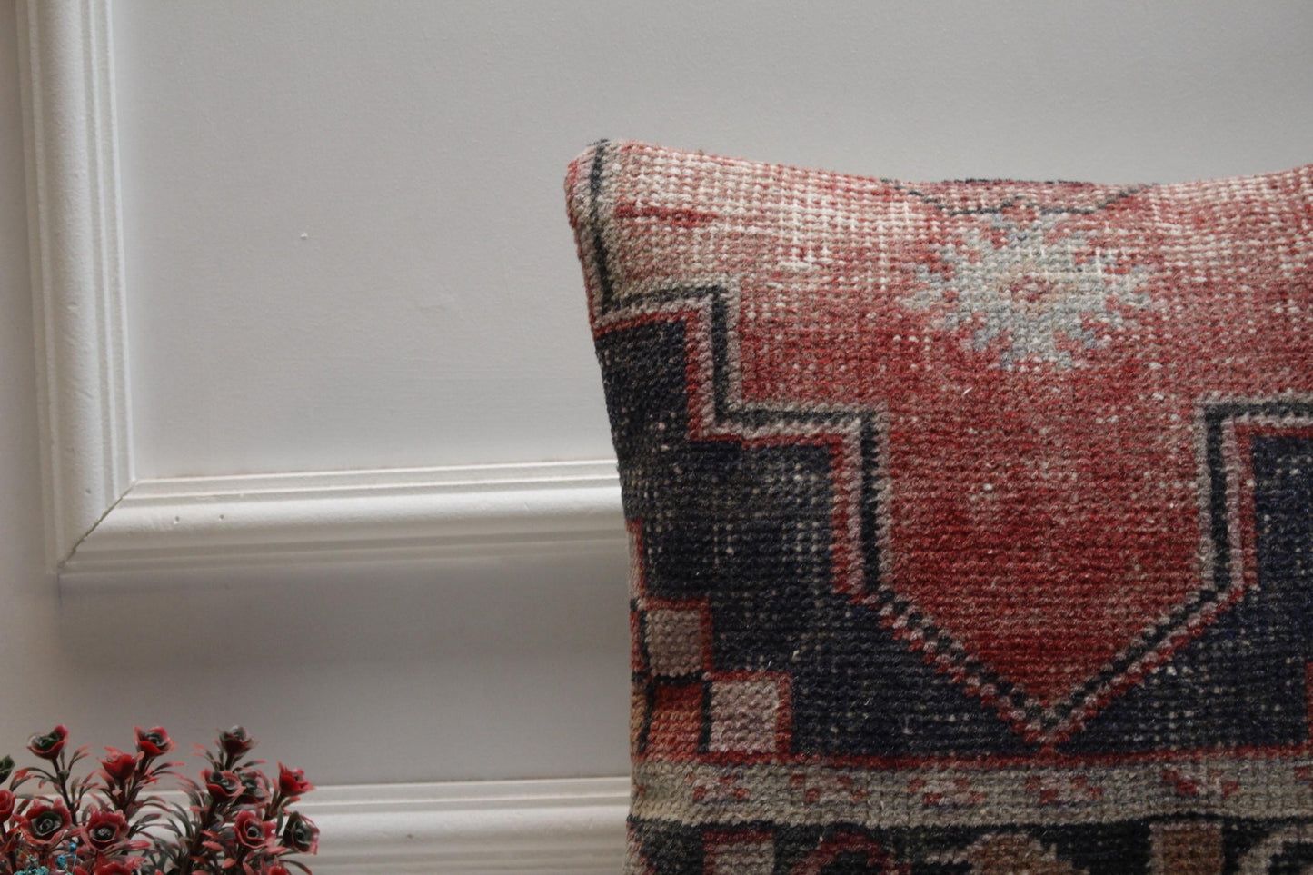 Handmade Turkish Kilim Pillow Cover: Boho Home Decor, 16x16 inch
