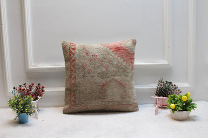 Vintage Turkish Kilim Pillow Cover: Upcycled Woven Rug, 16x16 inch