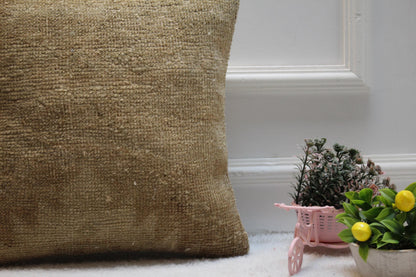 Handmade Beige Turkish Rug Pillow Cover: Vintage Kilim, 16x16 inch