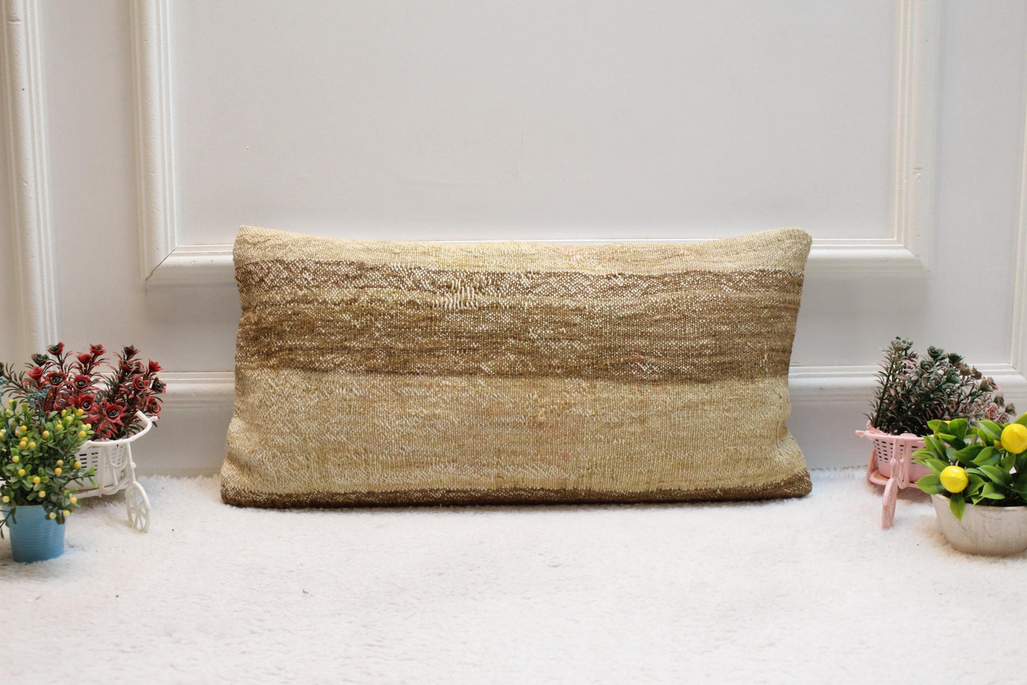 Handmade Beige Kilim Pillow Cover: Vintage Turkish Woven Cushion (12x24 inch)
