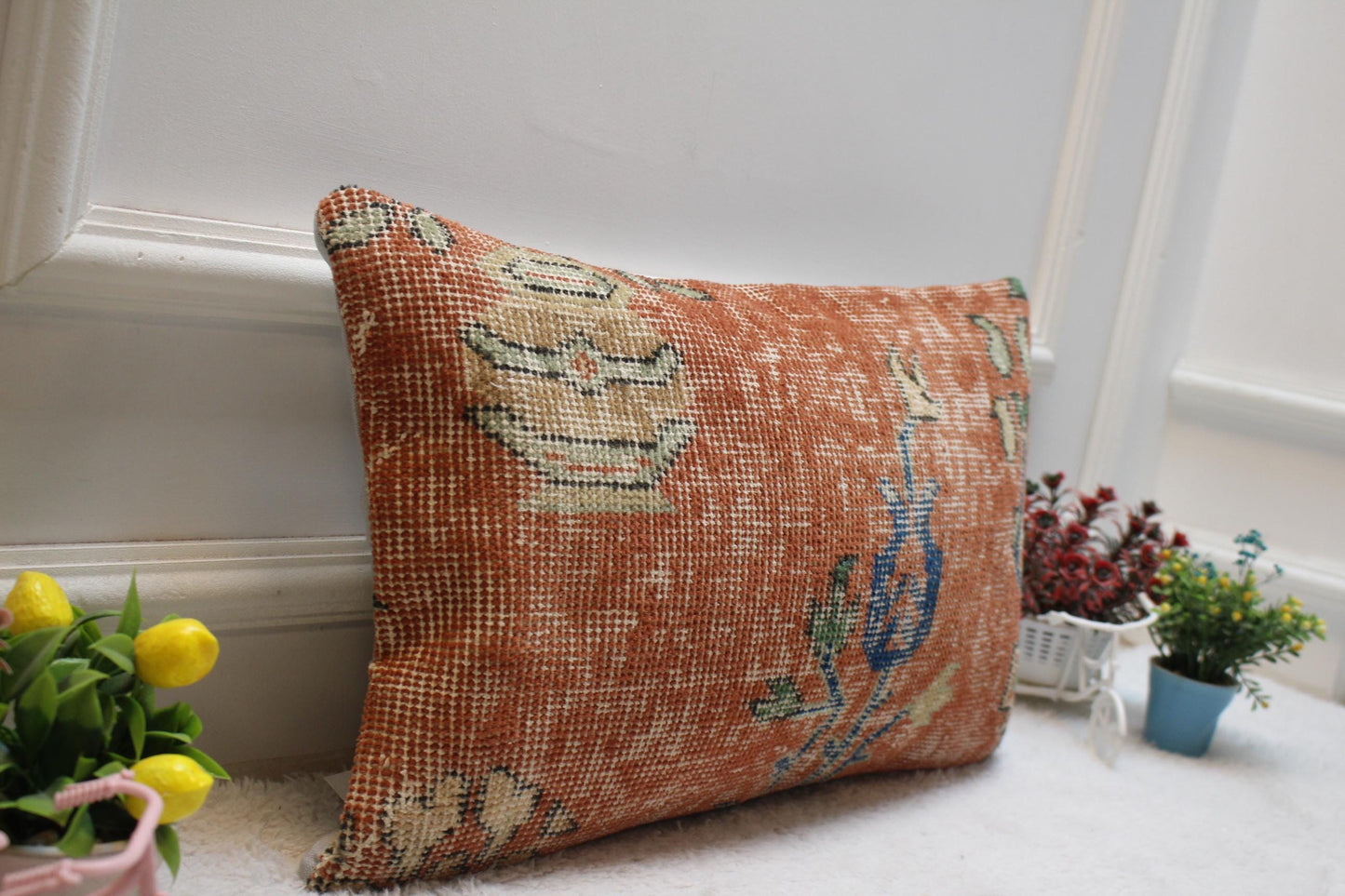 Handmade Red Wool Rug Pillow Cover: Upcycled Turkish Kilim (12x20 in)