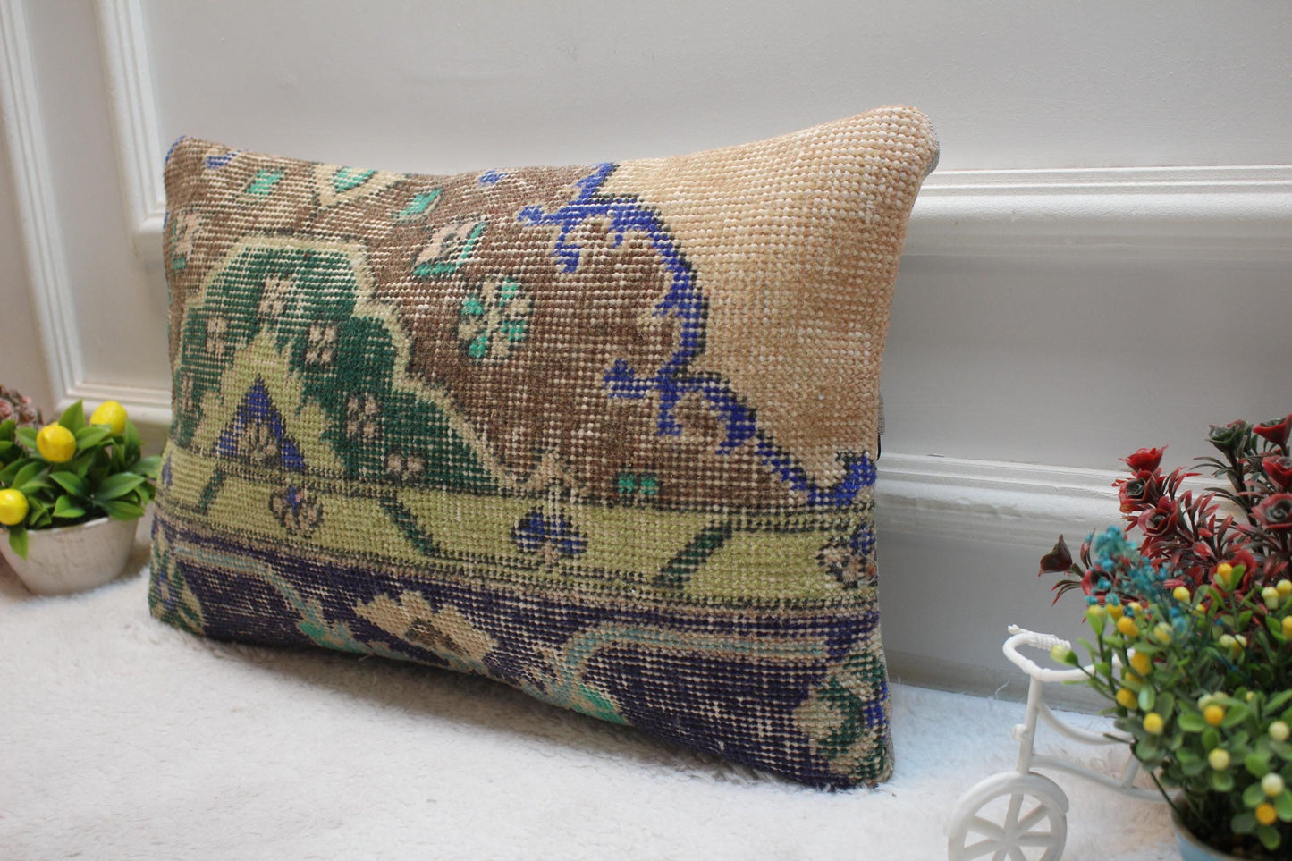 Handmade Turkish Rug Lumbar Pillow Cover: Anatolian Kilim Pillow (12x20 in)