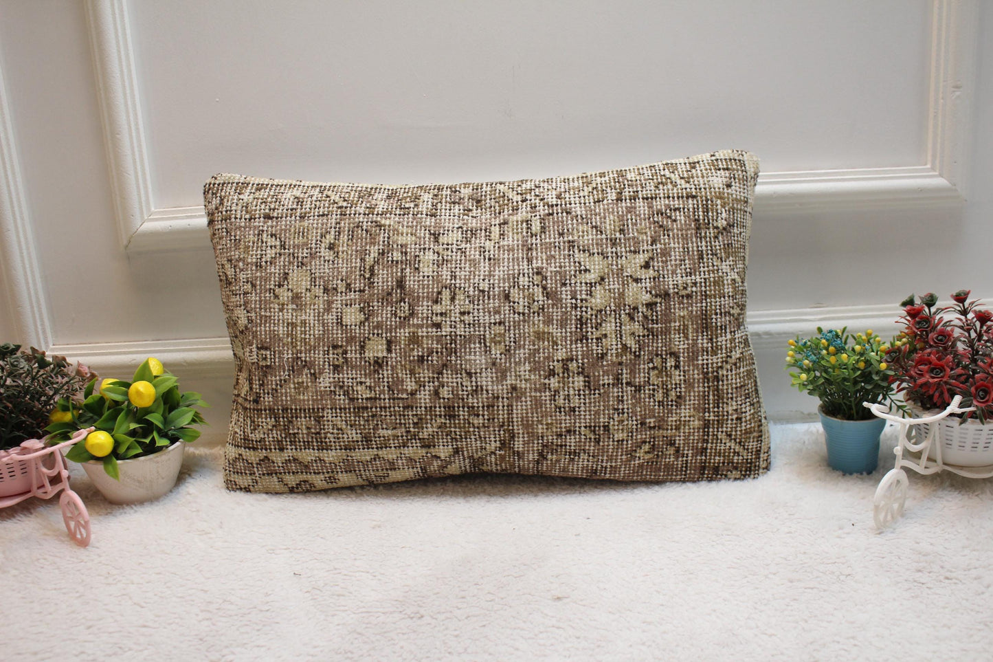 Brown Floral Lumbar Pillow Cover: Handmade Turkish Kilim Rug (12x20 in)