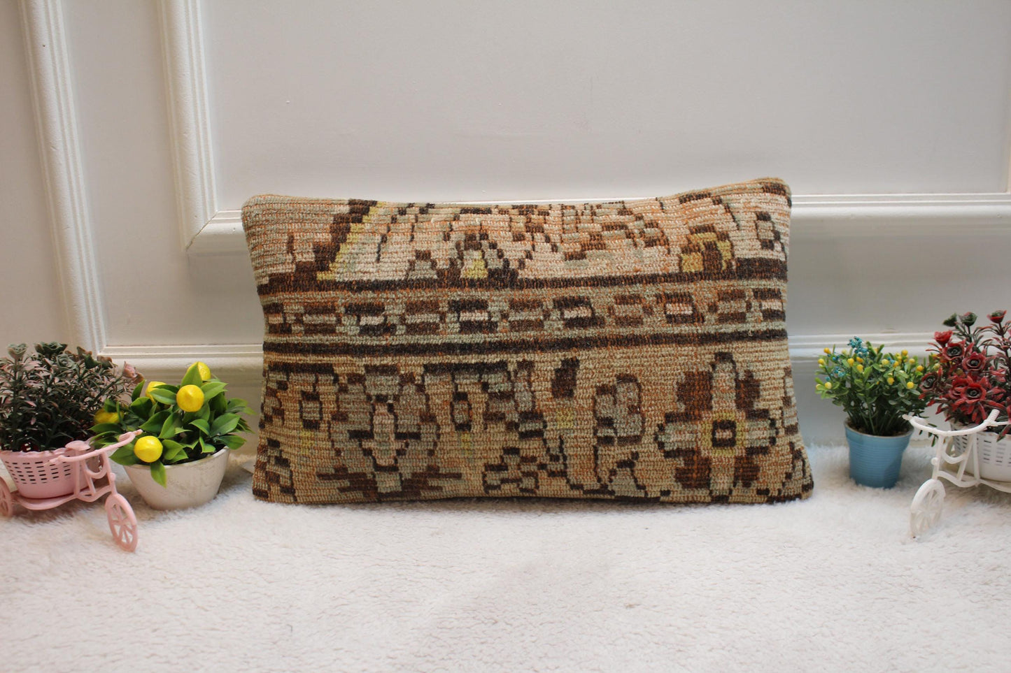 Handmade Turkish Kilim Lumbar Pillow Cover: Vintage Woven Rug, 12x20 inch