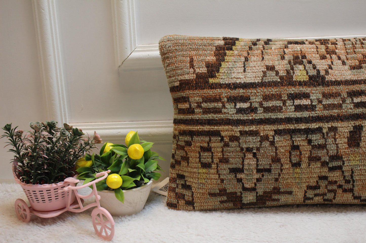 Handmade Turkish Kilim Lumbar Pillow Cover: Vintage Woven Rug, 12x20 inch