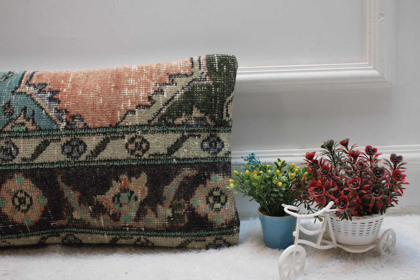 Floral Turkish Rug Lumbar Pillow Cover: Vintage Kilim, 12x20 inch