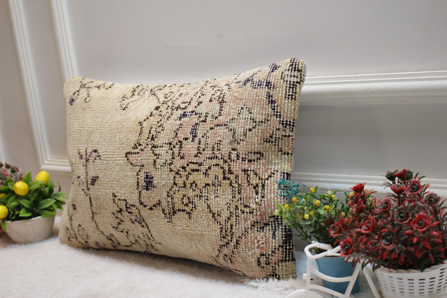 Handmade Wool Lumbar Pillow Cover: Upcycled Turkish Rug, Beige Pink Brown (12x20 in)