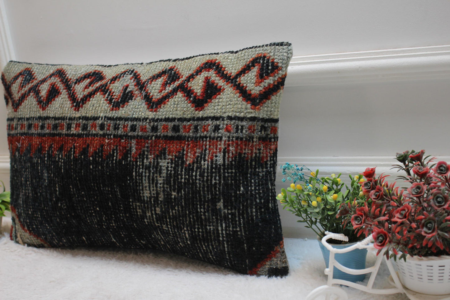 Handmade Lumbar Kilim Pillow Cover: Vintage Turkish Rug, 12x20