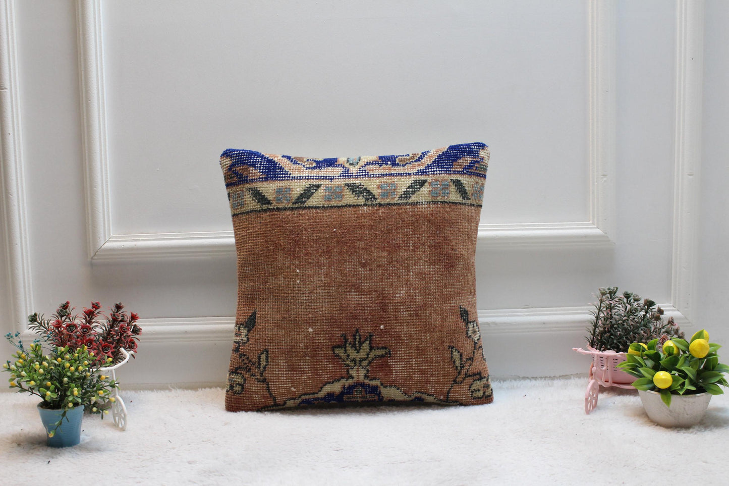Handmade Turkish Rug Pillow Cover: Vintage Boho Throw Pillow (16x16 inc)