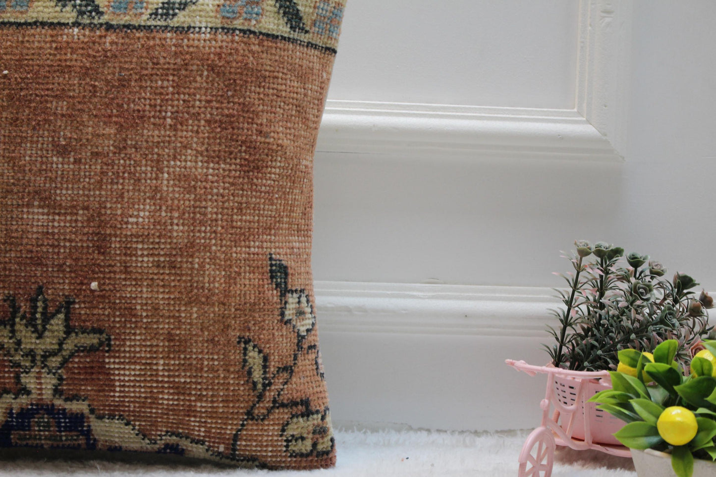 Handmade Turkish Rug Pillow Cover: Vintage Boho Throw Pillow (16x16 inc)