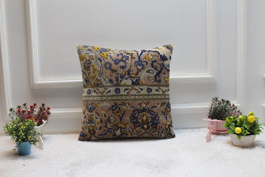 Handmade Floral Kilim Pillow Cover: Turkish Rug, Boho Decor (16x16 inch)