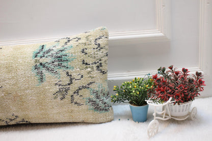 Floral Turkish Rug Lumbar Pillow Cover: Vintage Wool Throw Pillow (12x24 in)