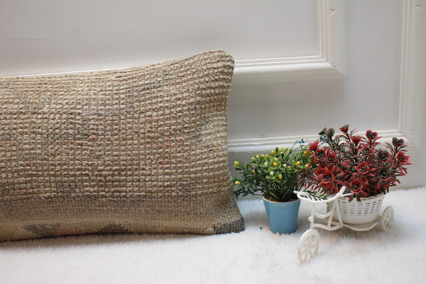 Beige Kilim Lumbar Pillow Cover: Upcycled Woven Rug, 12x24 inc