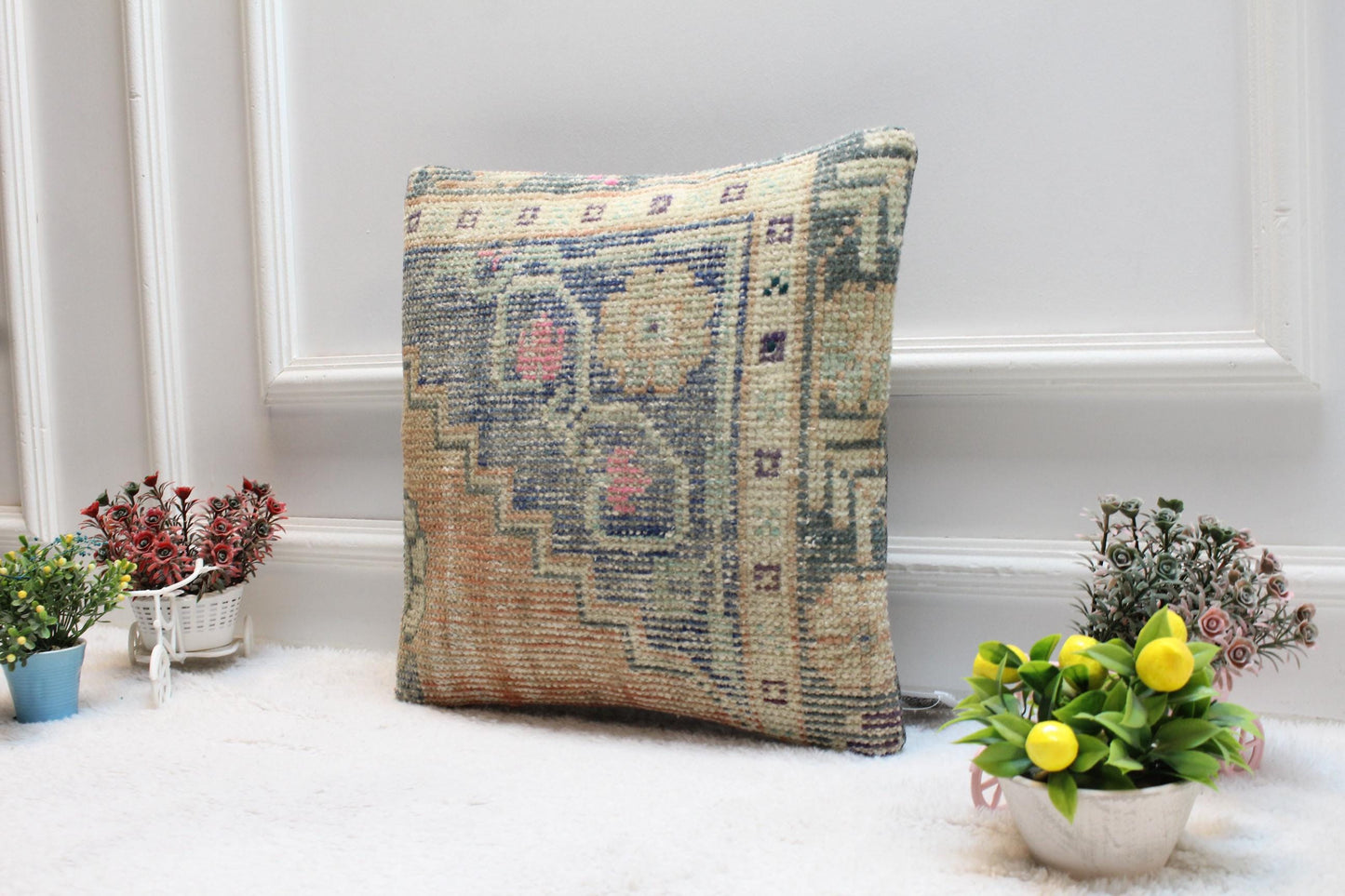 Floral Turkish Rug Pillow Cover: Handmade Wool Kilim, 16x16 inc