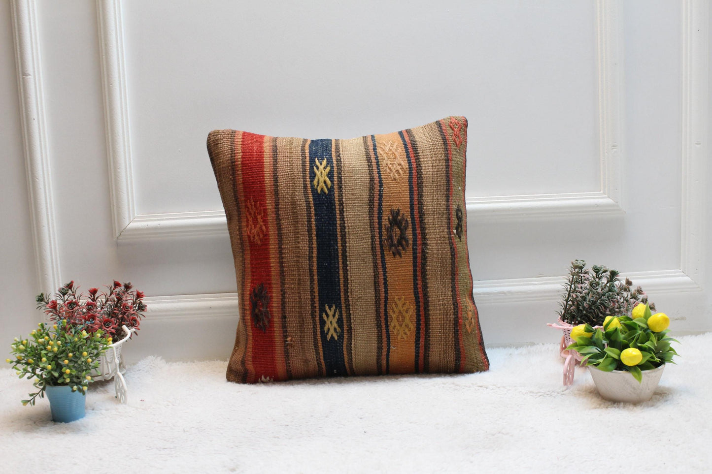 Handmade Kilim Pillow Cover: Boho Woven Rug Cushion (16x16 in)