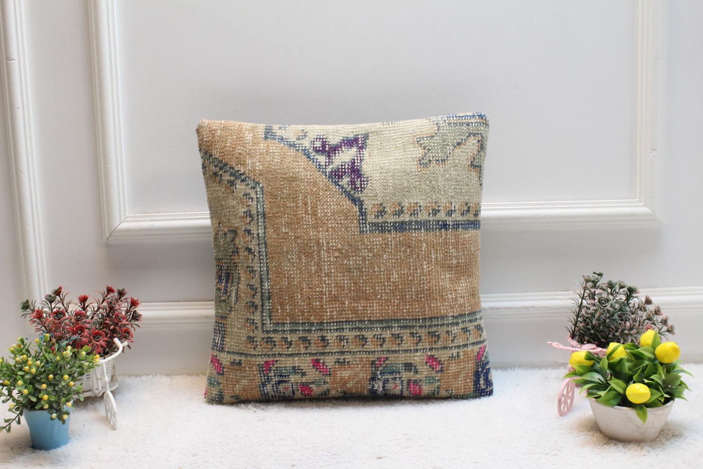 Square Turkish Rug Pillow Cover: Upcycled Kilim, 16x16 inch