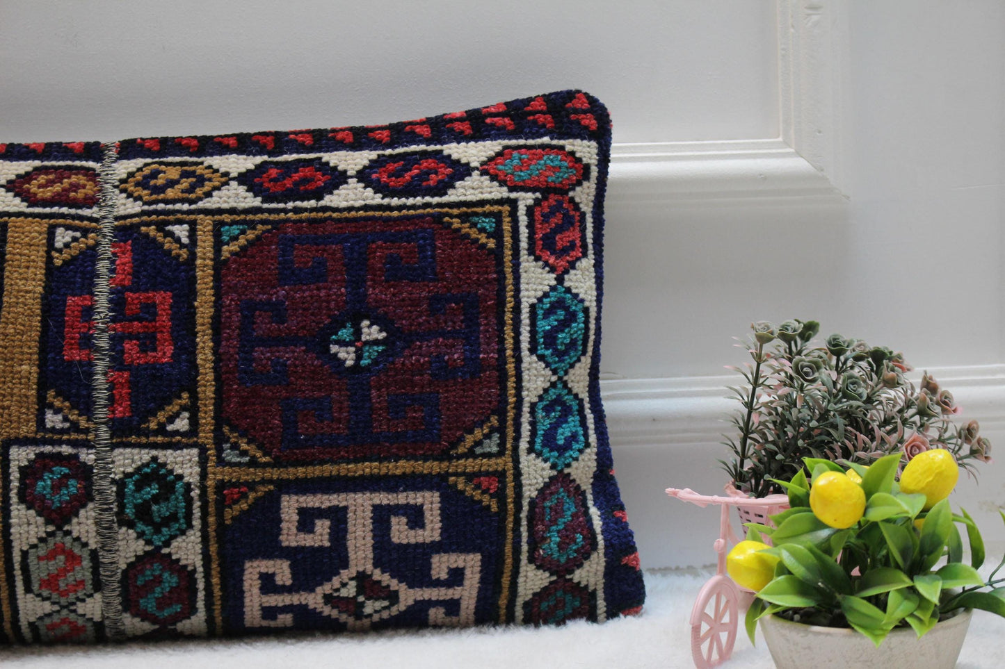 Vintage Turkish Rug Lumbar Pillow Cover: Beige, Blue, Red (12x24 in)