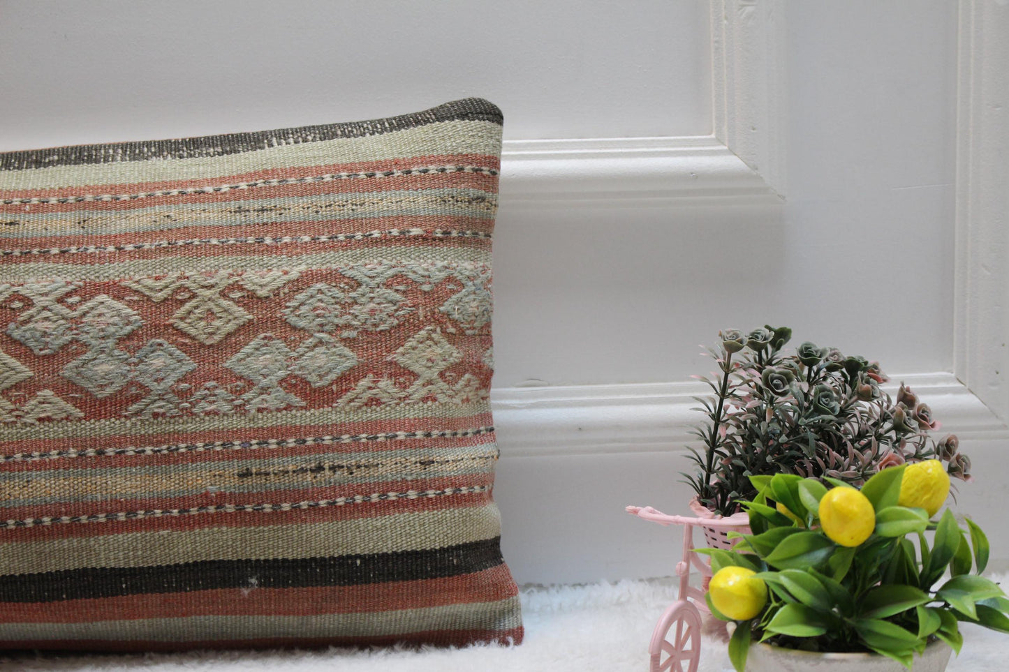 Handmade Geometric Kilim Pillow Cover: Vintage Woven Wool, 12x24 inch