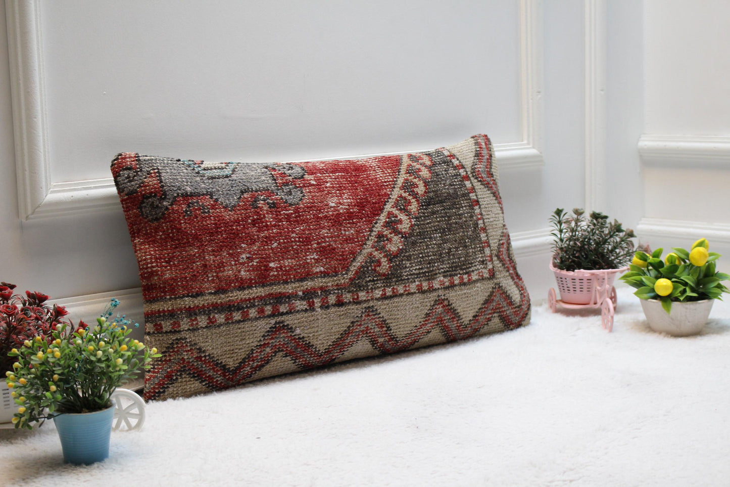 Vintage Turkish Rug Pillow: Organic Wool Lumbar Pillow Cover (12x24 in)