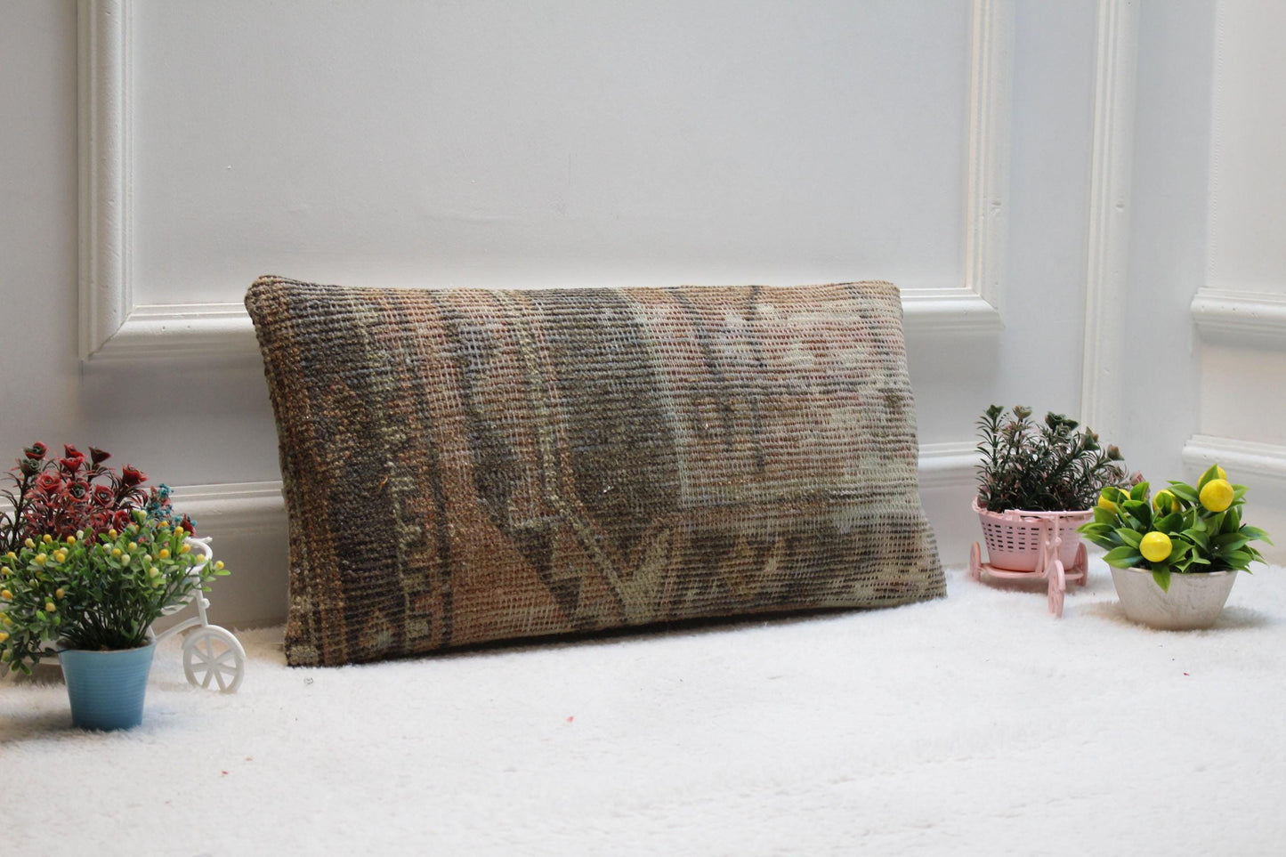 Handmade Turkish Rug Lumbar Pillow Cover: Geometric Boho Design (12x24in)