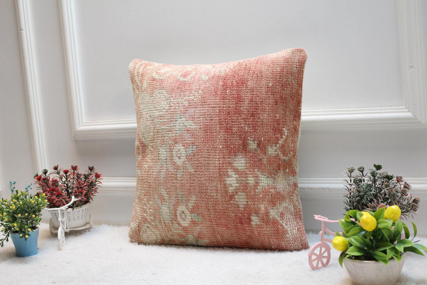 Handmade Kilim Pillow Cover: Floral Turkish Rug, 16x16 inc