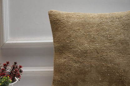 Handmade Beige Turkish Rug Pillow Cover: Vintage Kilim, 16x16 inch