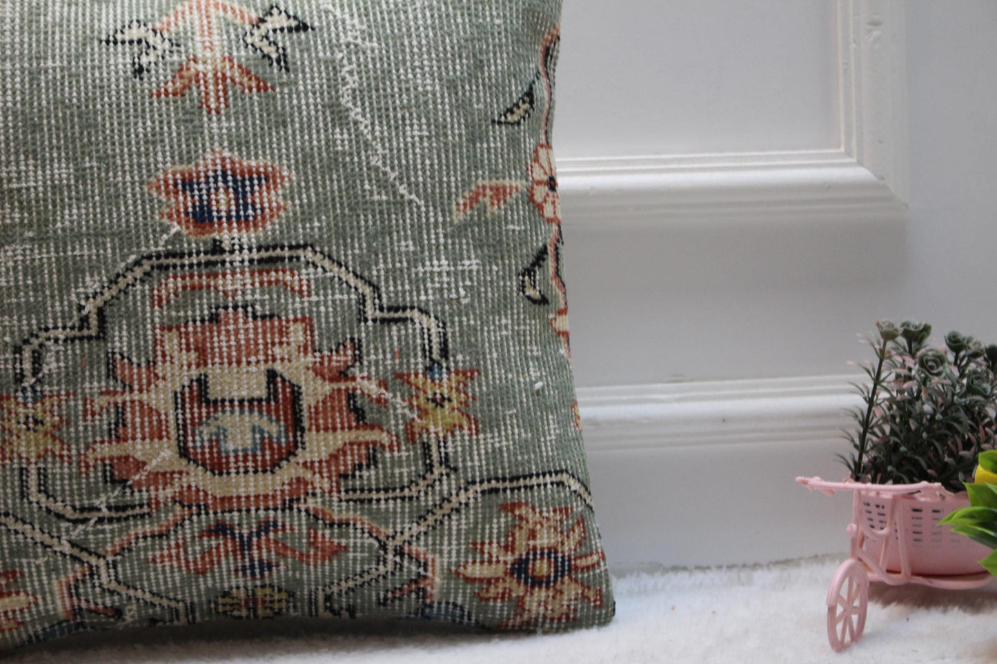 Green Vintage Turkish Rug Pillow Cover: 16x16 Organic Wool Pillow Case