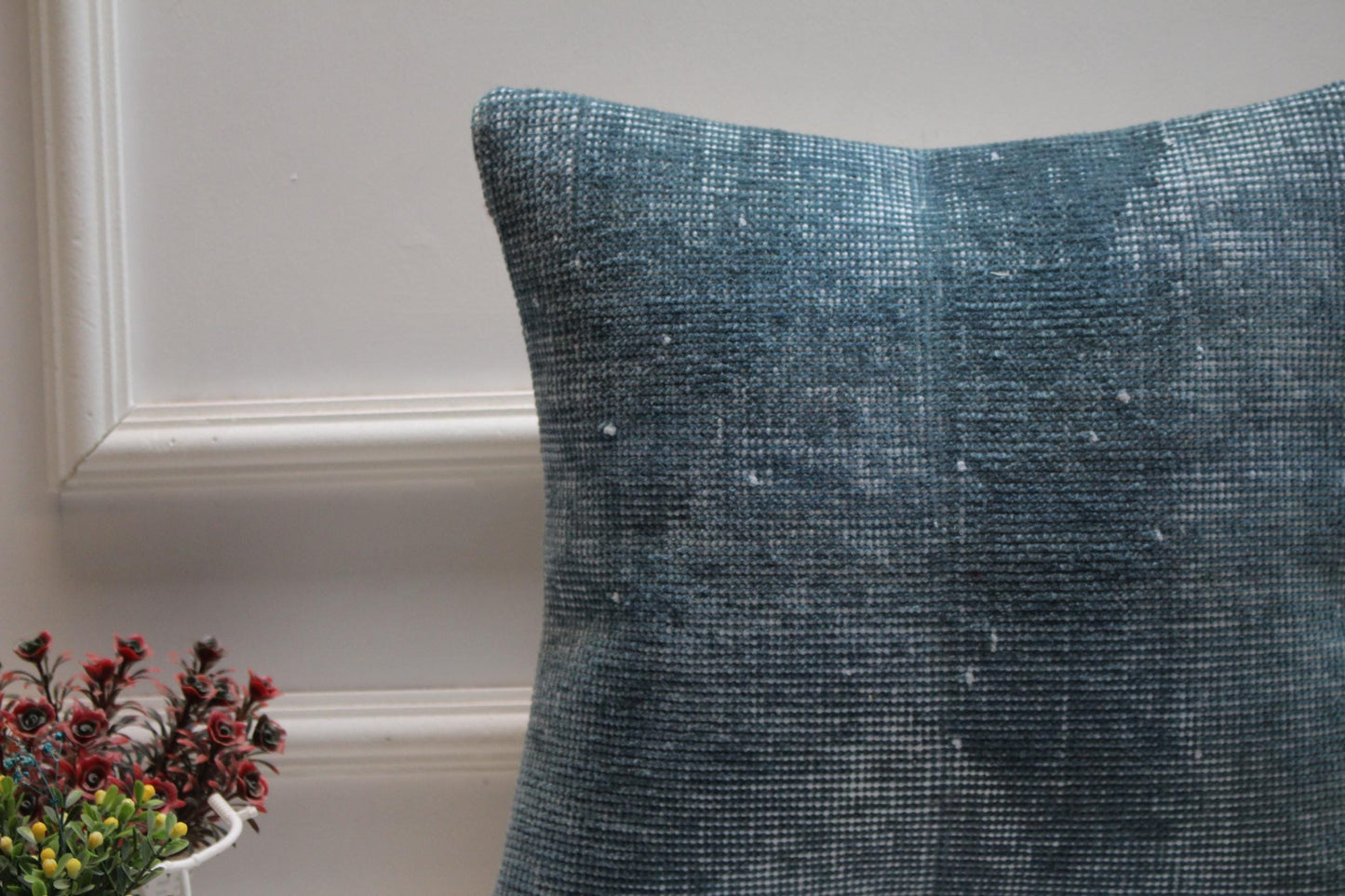 Blue Turkish Rug Pillow Cover: Vintage Boho Square Pillow Case (16x16 in)