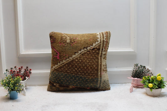 Handmade Brown Turkish Rug Pillow Cover: Vintage Boho Decor (16x16 inch)