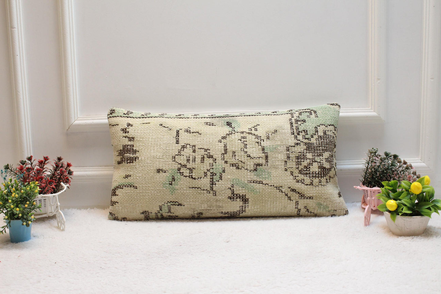 Floral Kilim Lumbar Pillow Cover: Organic Wool Throw Pillow, 12x24 inch
