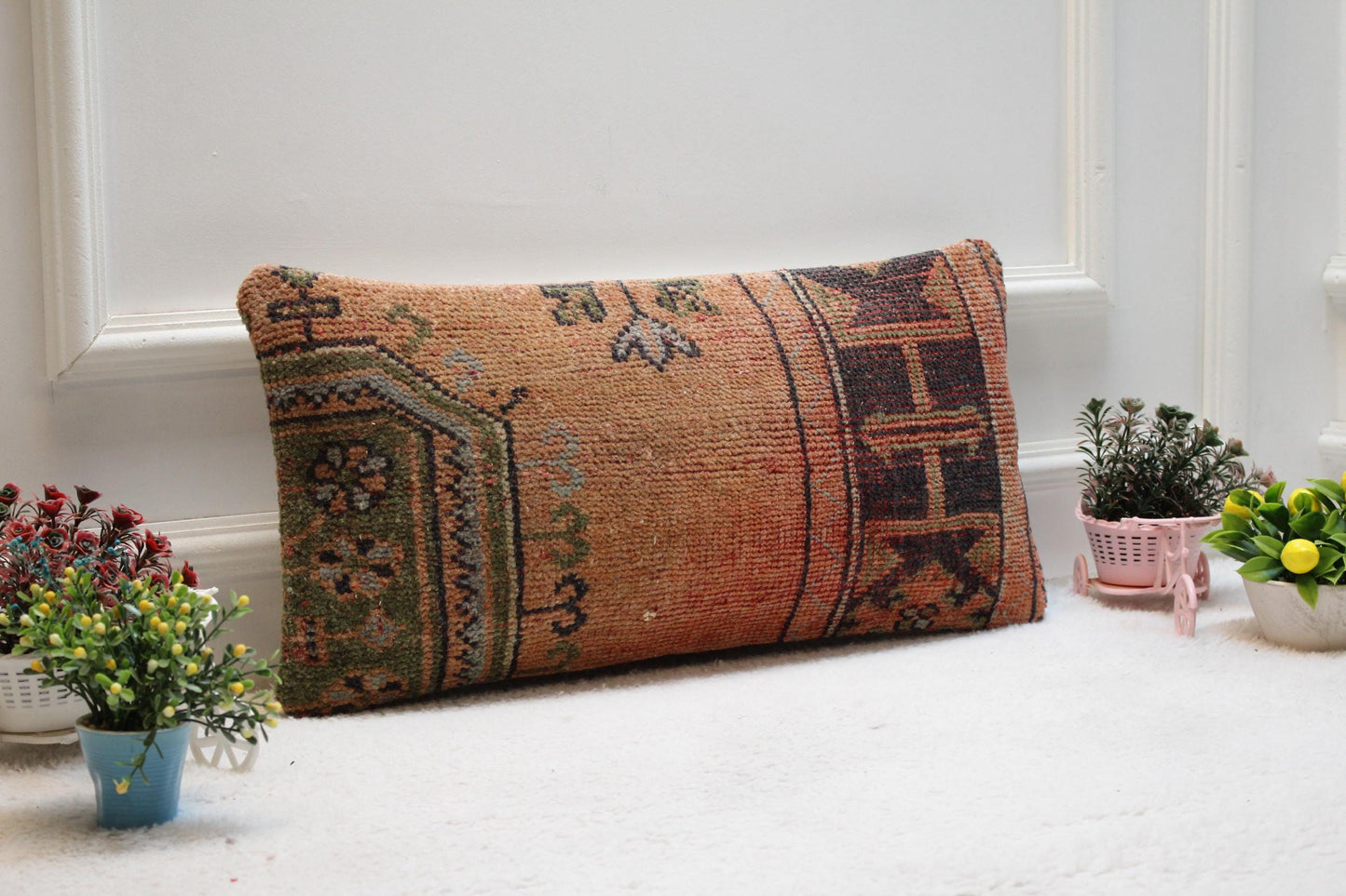 Handmade Kilim Lumbar Pillow Cover: Geometric Boho Wool Pillow (12x24 in)