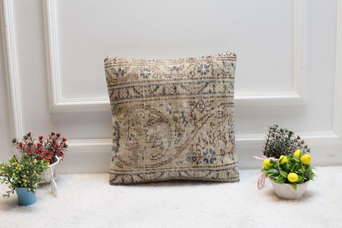 Floral Turkish Rug Pillow Cover: Vintage Anatolian Kilim, 16x16 inch