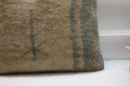 Handmade Turkish Rug Pillow Cover: Vintage Wool Kilim, 16x16 inch