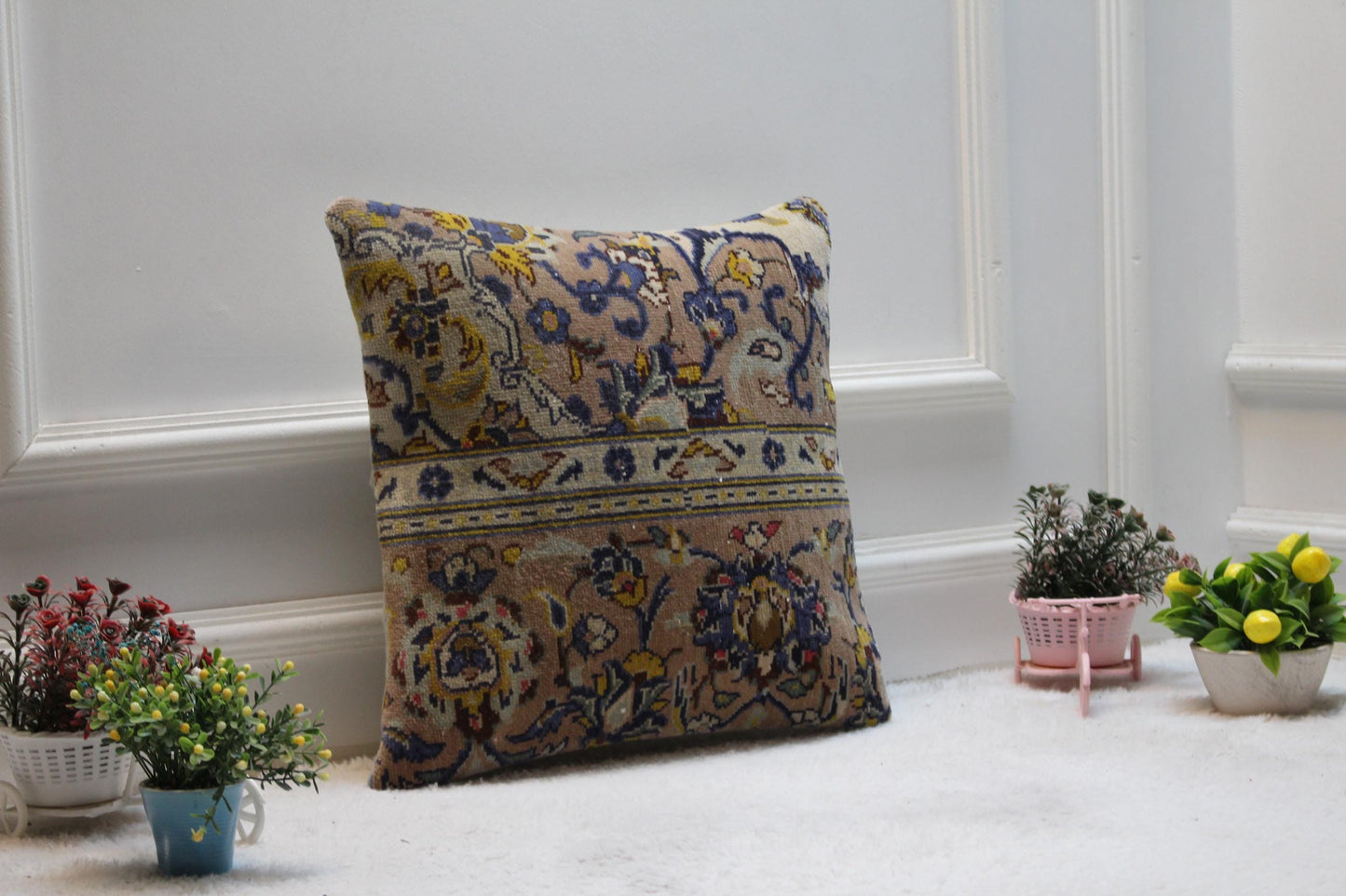 Handmade Floral Kilim Pillow Cover: Turkish Rug, Boho Decor (16x16 inch)