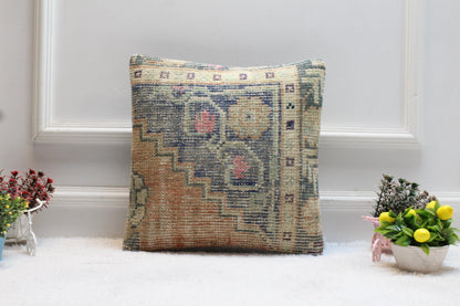 Floral Turkish Rug Pillow Cover: Handmade Wool Kilim, 16x16 inc