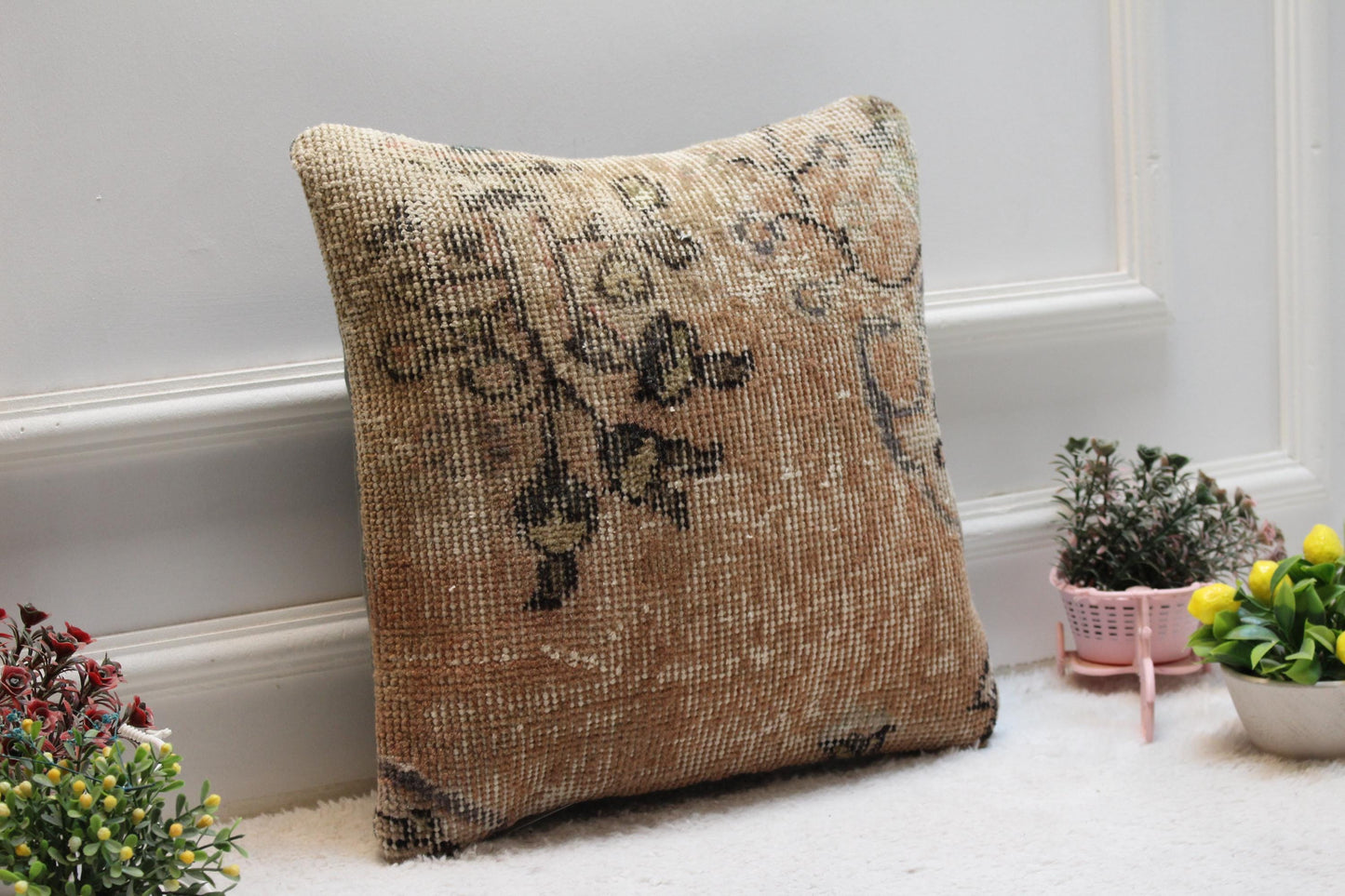 Floral Turkish Rug Pillow Cover: Vintage Wool Throw Pillow (16x16 in)