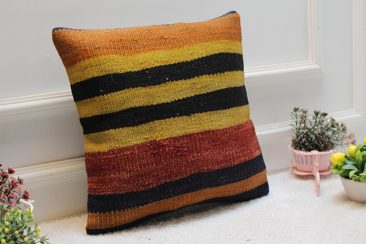 Handmade Kilim Pillow Cover: Boho Home Decor (16x16 inc)
