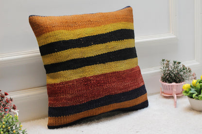 Handmade Kilim Pillow Cover: Boho Home Decor (16x16 inc)