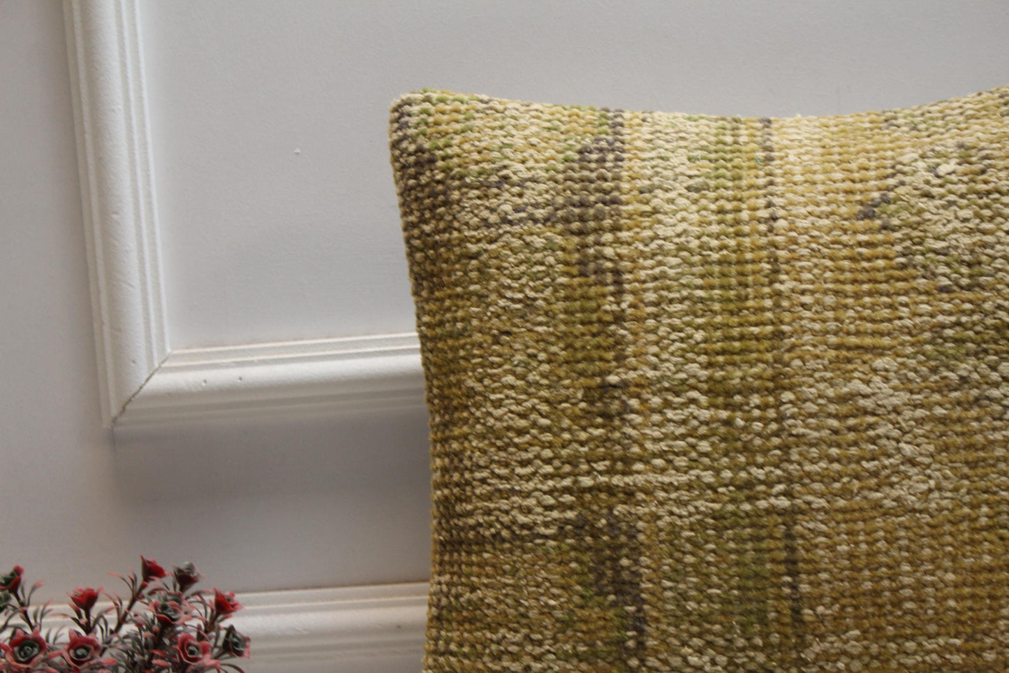 Vintage Turkish Kilim Pillow Cover: Handwoven Wool, 16x16 inch
