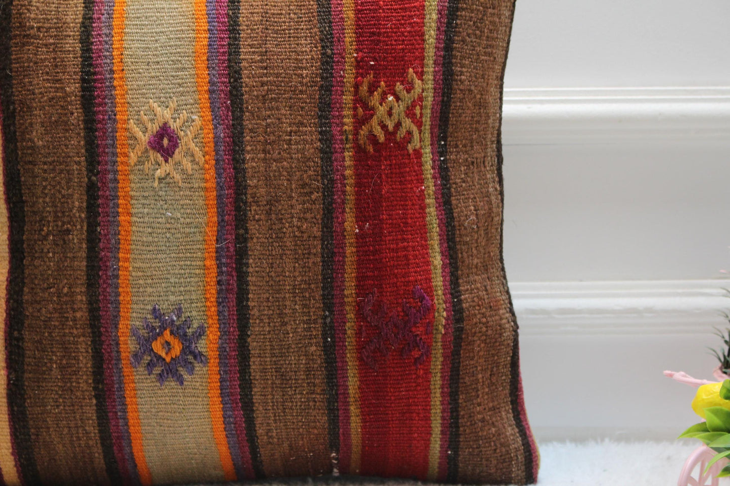 Handmade Kilim Pillow Cover: Vintage Wool Throw Cushion (16x16 Inch)