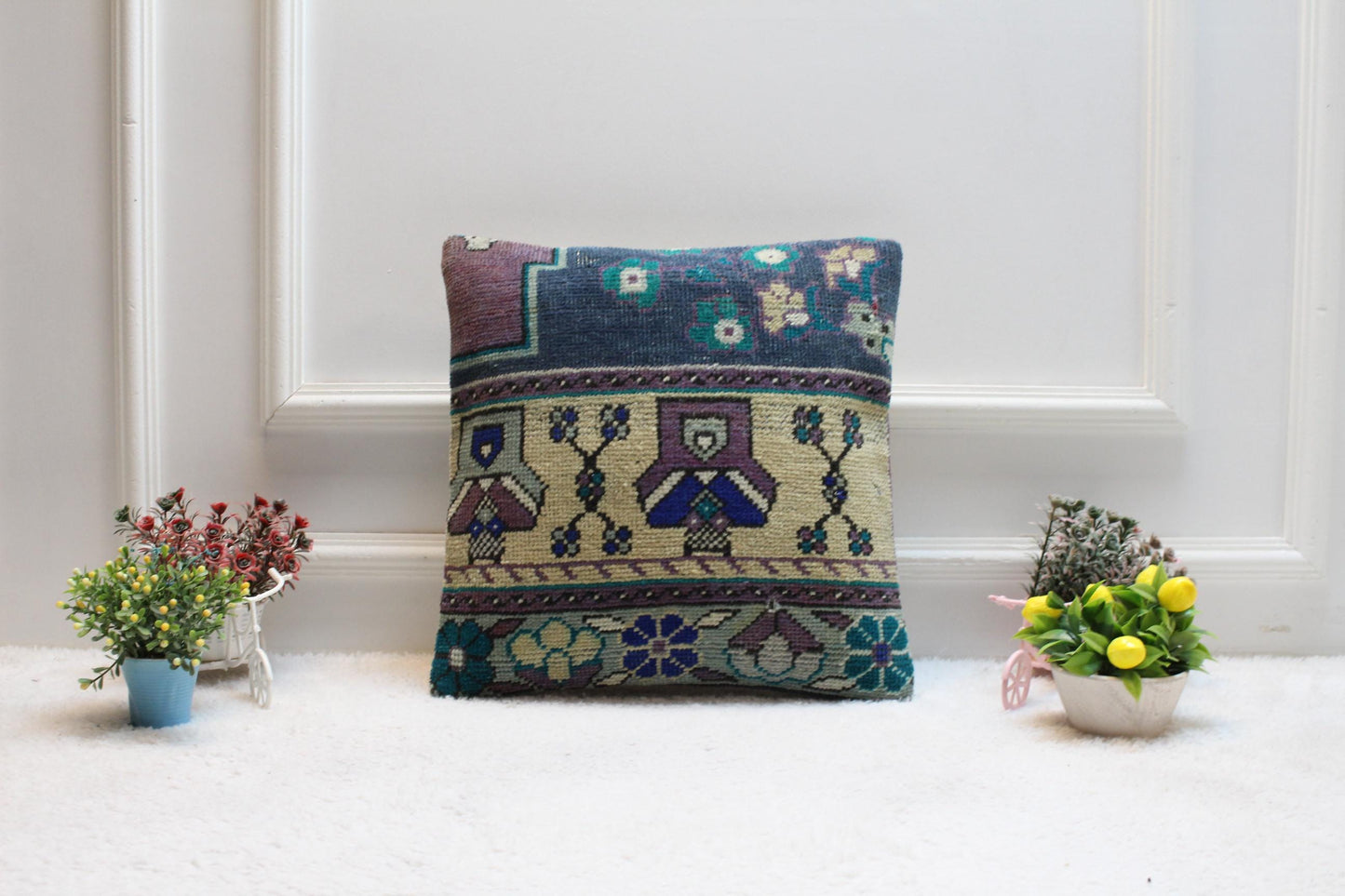 Handmade Kilim Pillow Cover: Upcycled Turkish Wool Rug, 16x16 inc