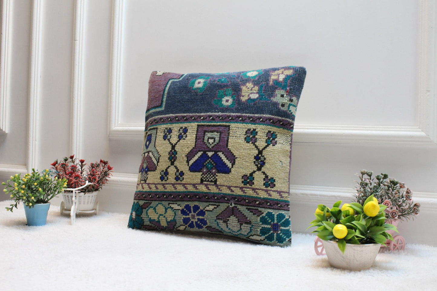 Handmade Kilim Pillow Cover: Upcycled Turkish Wool Rug, 16x16 inc