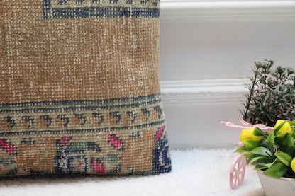 Square Turkish Rug Pillow Cover: Upcycled Kilim, 16x16 inch