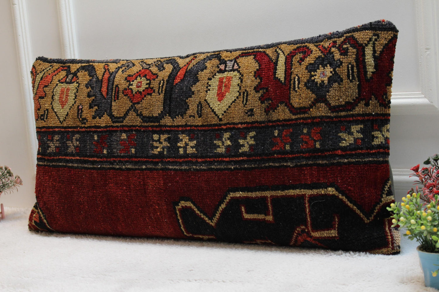 Handmade Turkish Rug Lumbar Pillow Cover: Vintage Woven Wool (16x32 in)