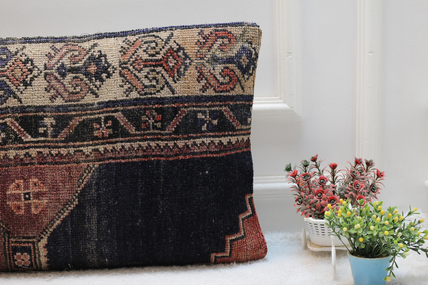 Handwoven Turkish Kilim Lumbar Pillow: Vintage Boho Accent (16x32)