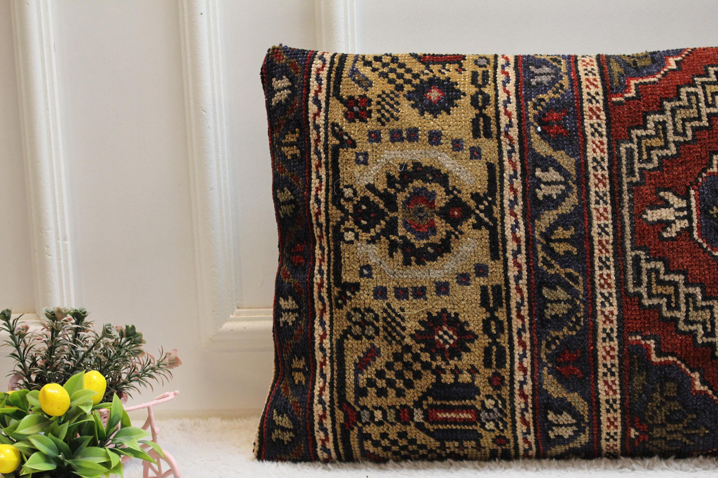 Handmade Turkish Rug Pillow Cover: Vintage Kilim Lumbar Pillow (16x32 in)