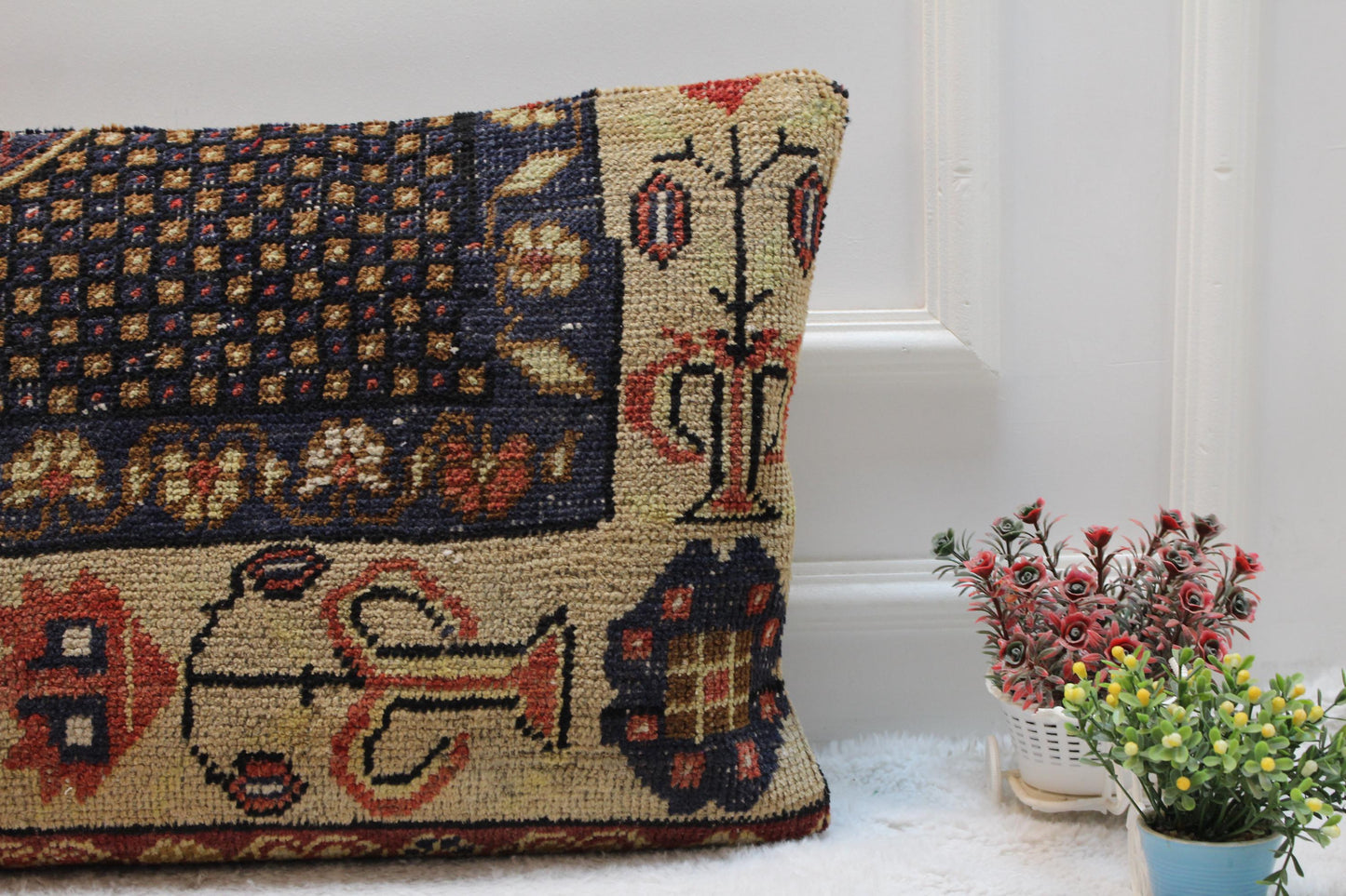 Handmade Wool Lumbar Pillow Cover: Vintage Turkish Rug, 16x32 inch