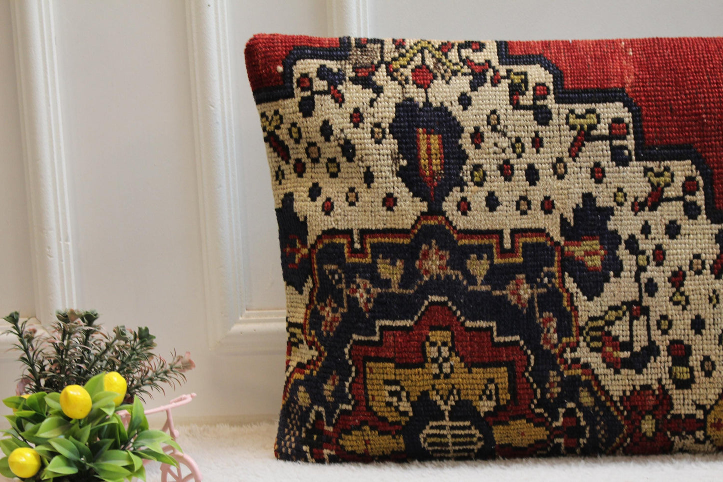 Handmade Lumbar Kilim Pillow Cover: Vintage Turkish Rug, 16x32 inch