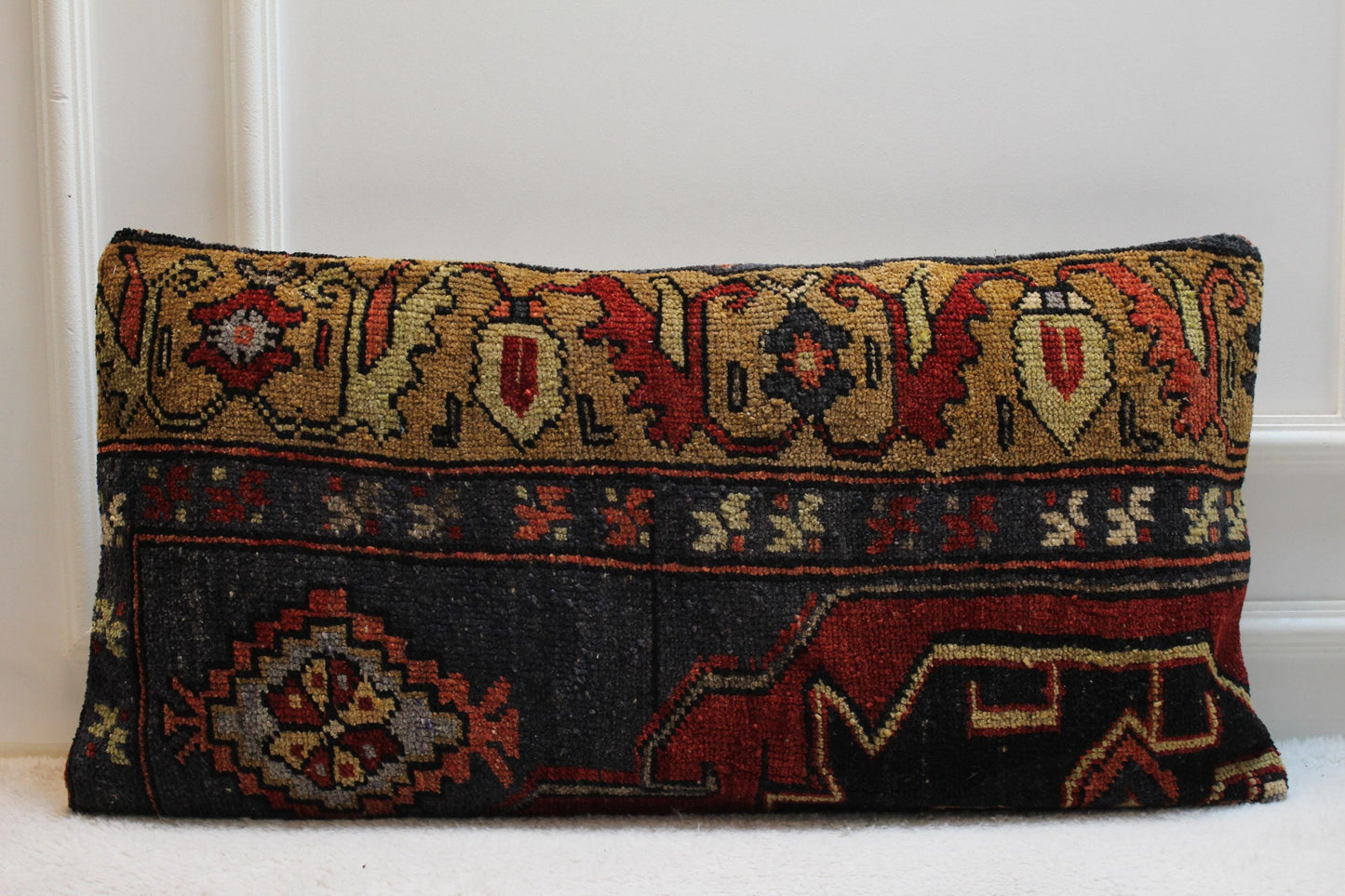 Handmade Kilim Pillow Cover: Boho Turkish Rug Lumbar Pillow (16x32 in)